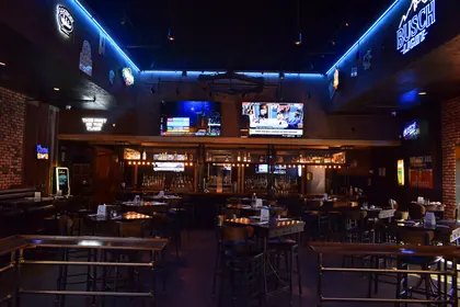 Sidebar Springfield, business photo 3