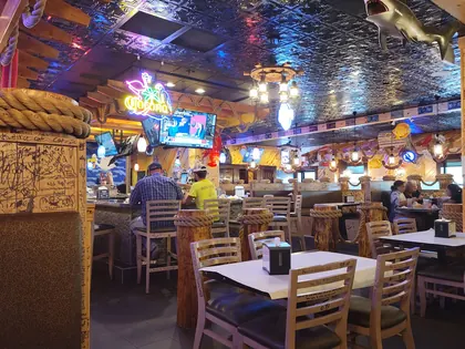 Storming Crab Seafood, business photo 2